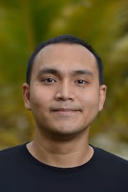 w-3xs | Portrait of Dimas Dimas Wijaya